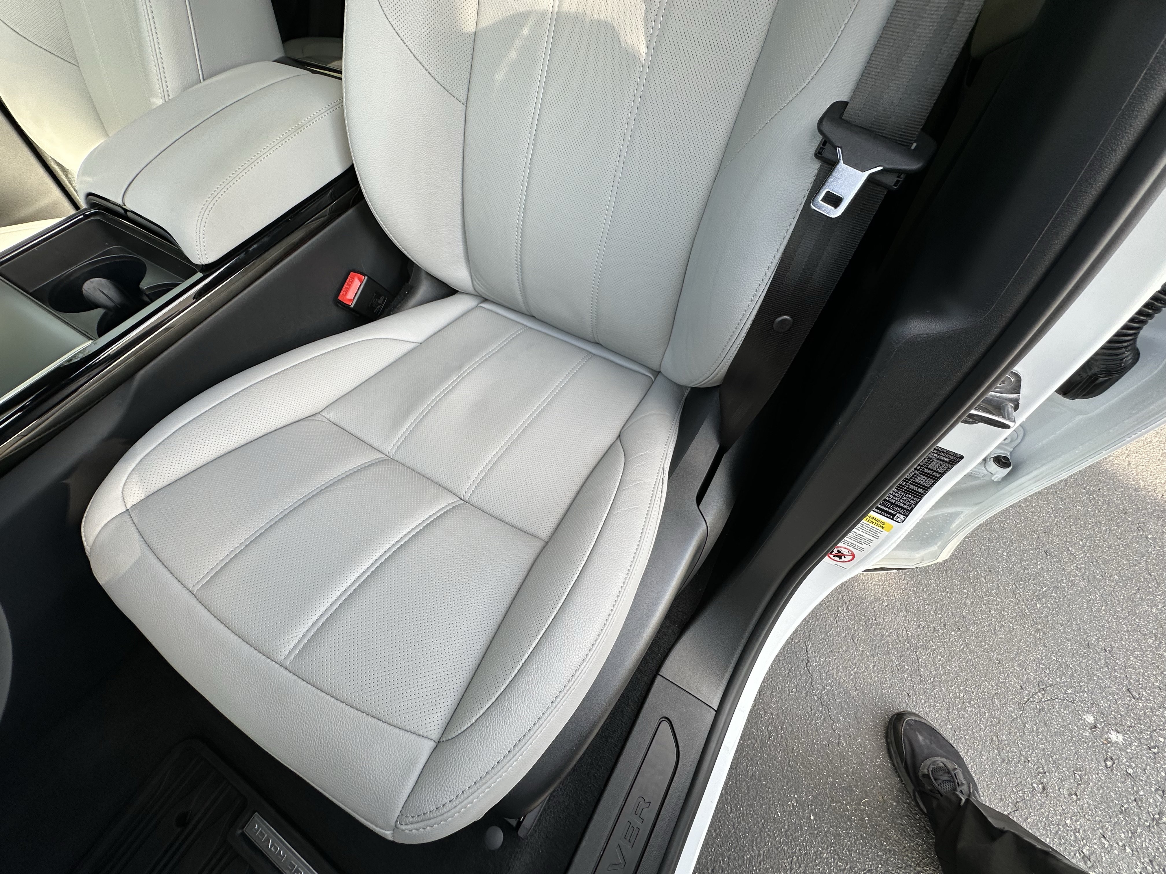 Certified 2026 Land Rover Range Rover Evoque S AWD/4WD image 17
