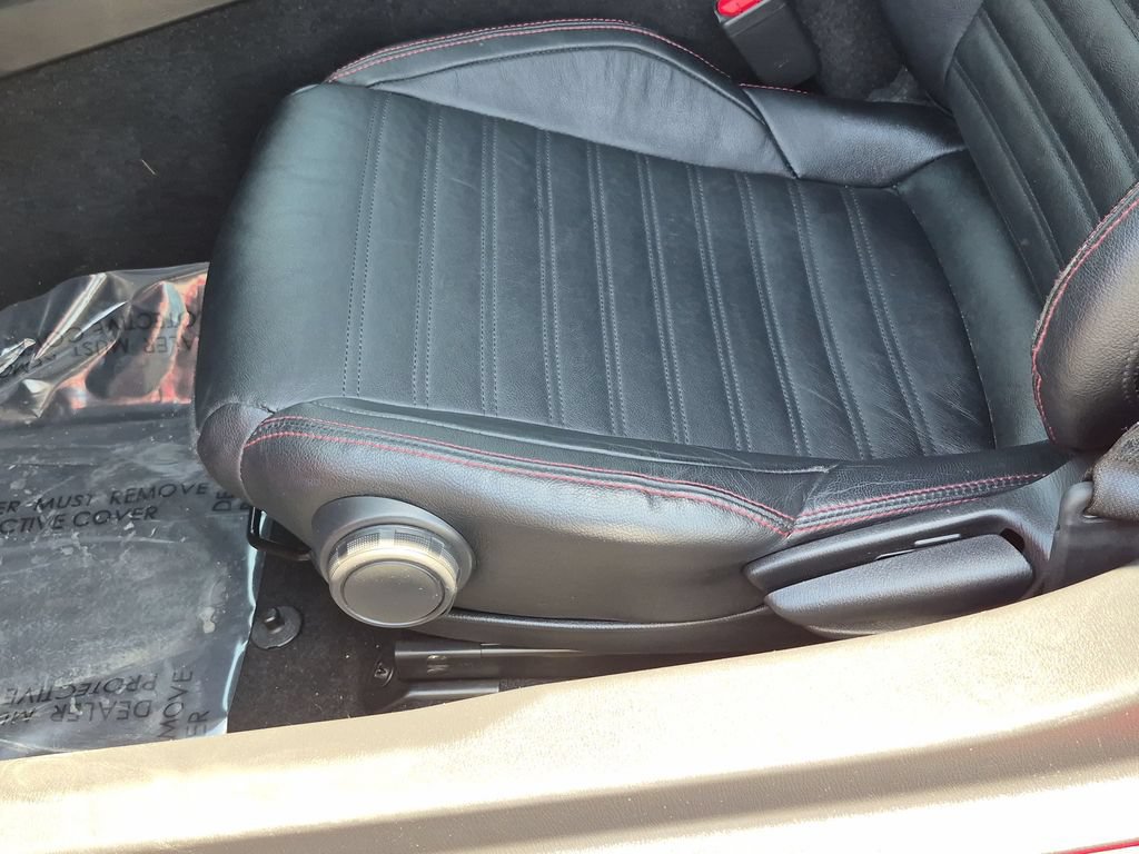Used 2020 FIAT 124 Spider Abarth w/ Navigation & Sound Group RWD image 12