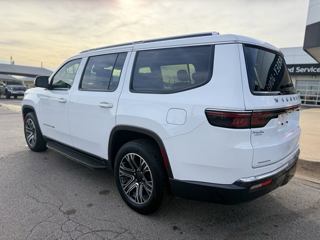 Used 2022 Jeep Wagoneer Series III w/ Flexible Seating Group image 6