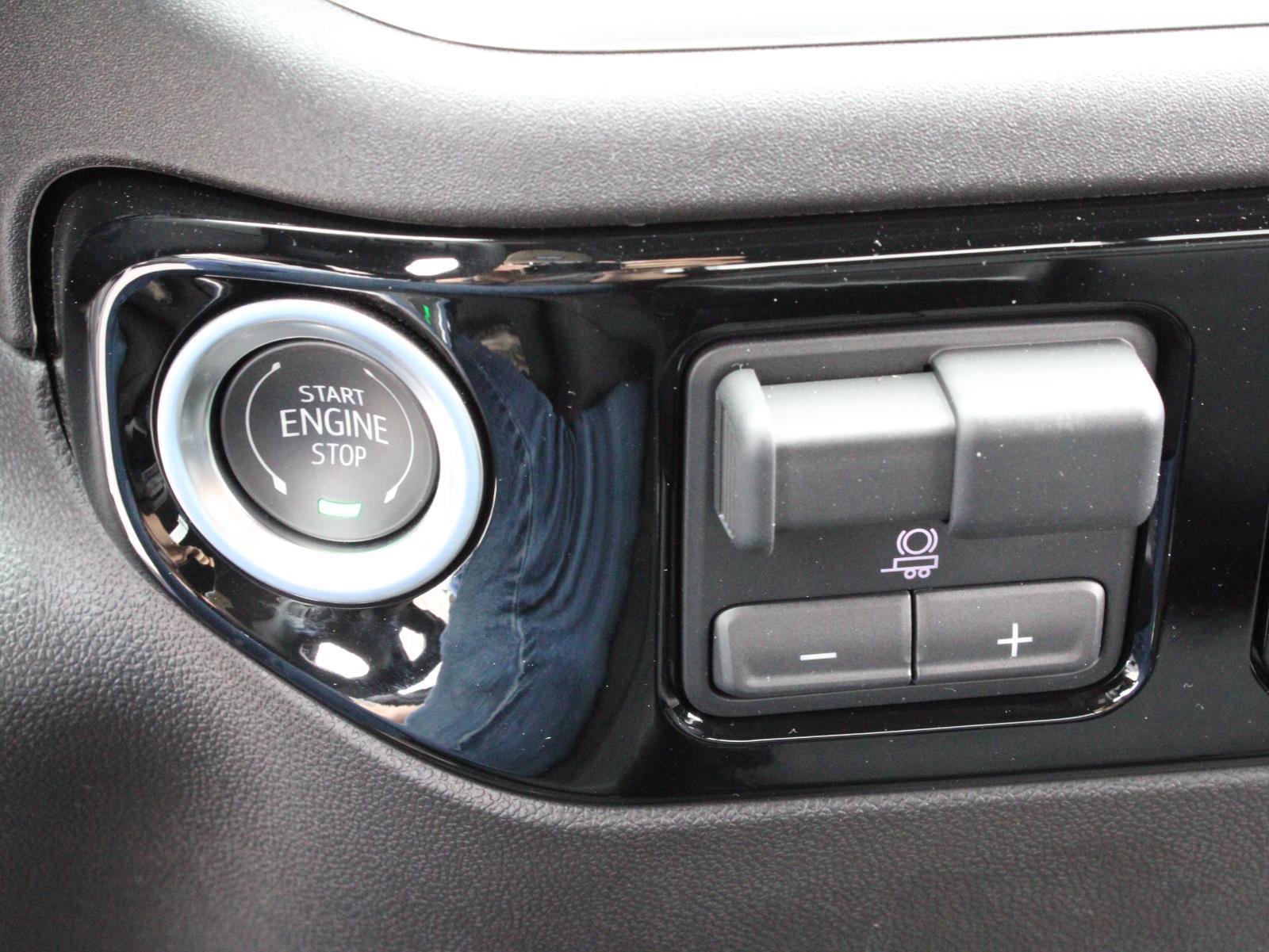 New 2025 Chevrolet Silverado 2500 LT w/ Convenience Package image 19