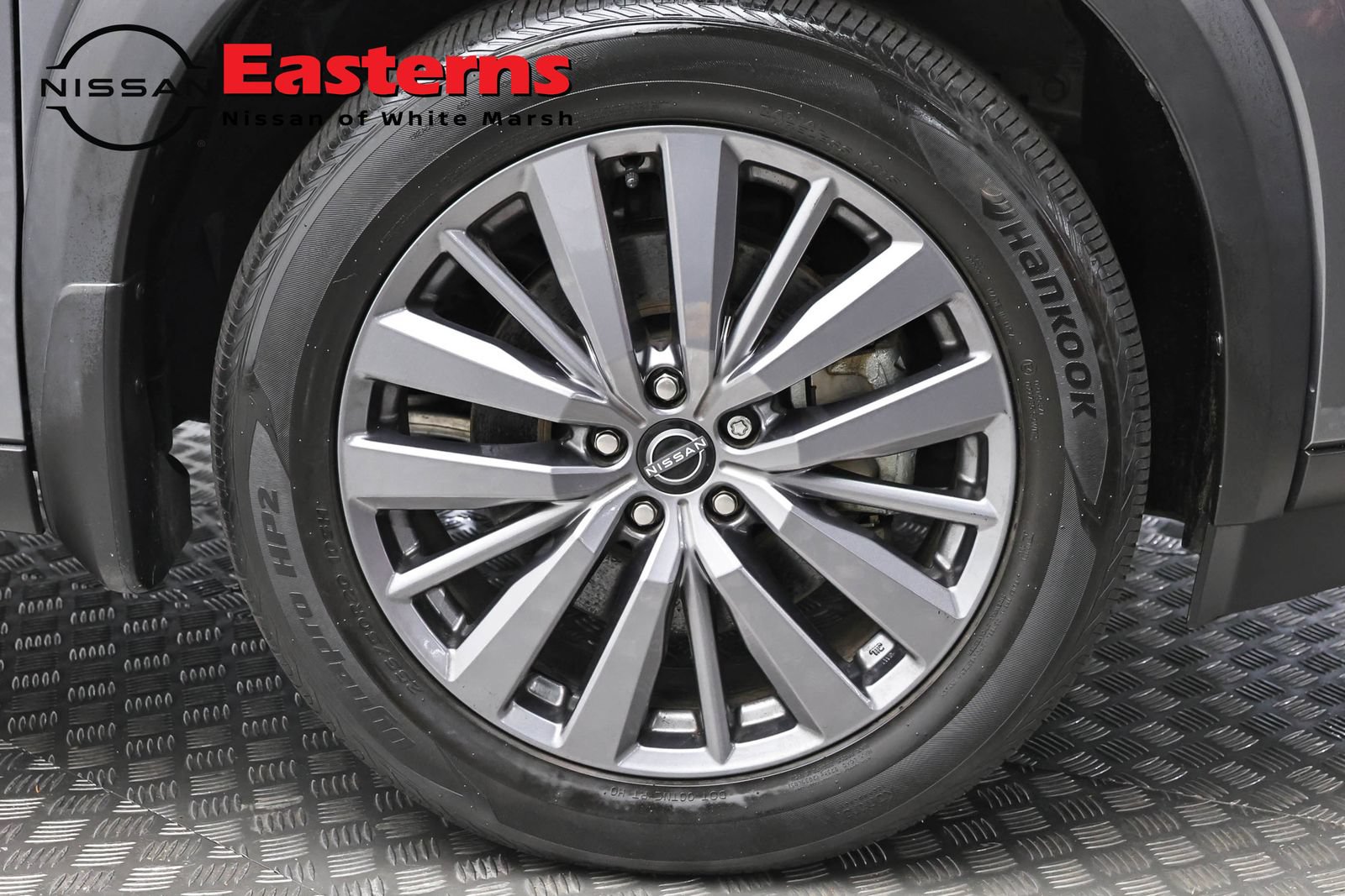 Used 2024 Nissan Pathfinder SL AWD/4WD image 30