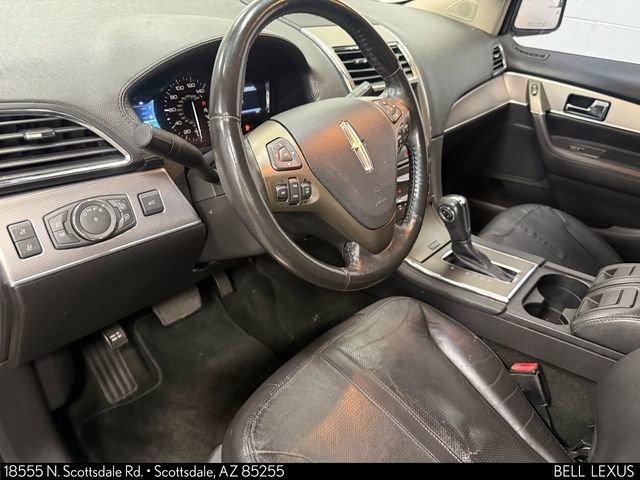 Used 2011 Lincoln MKX 2WD w/ Trailer Tow Pkg image 11