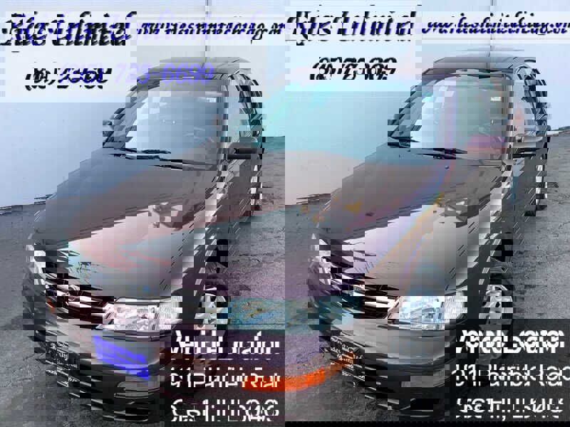 Used 1997 Nissan Maxima GXE image 2