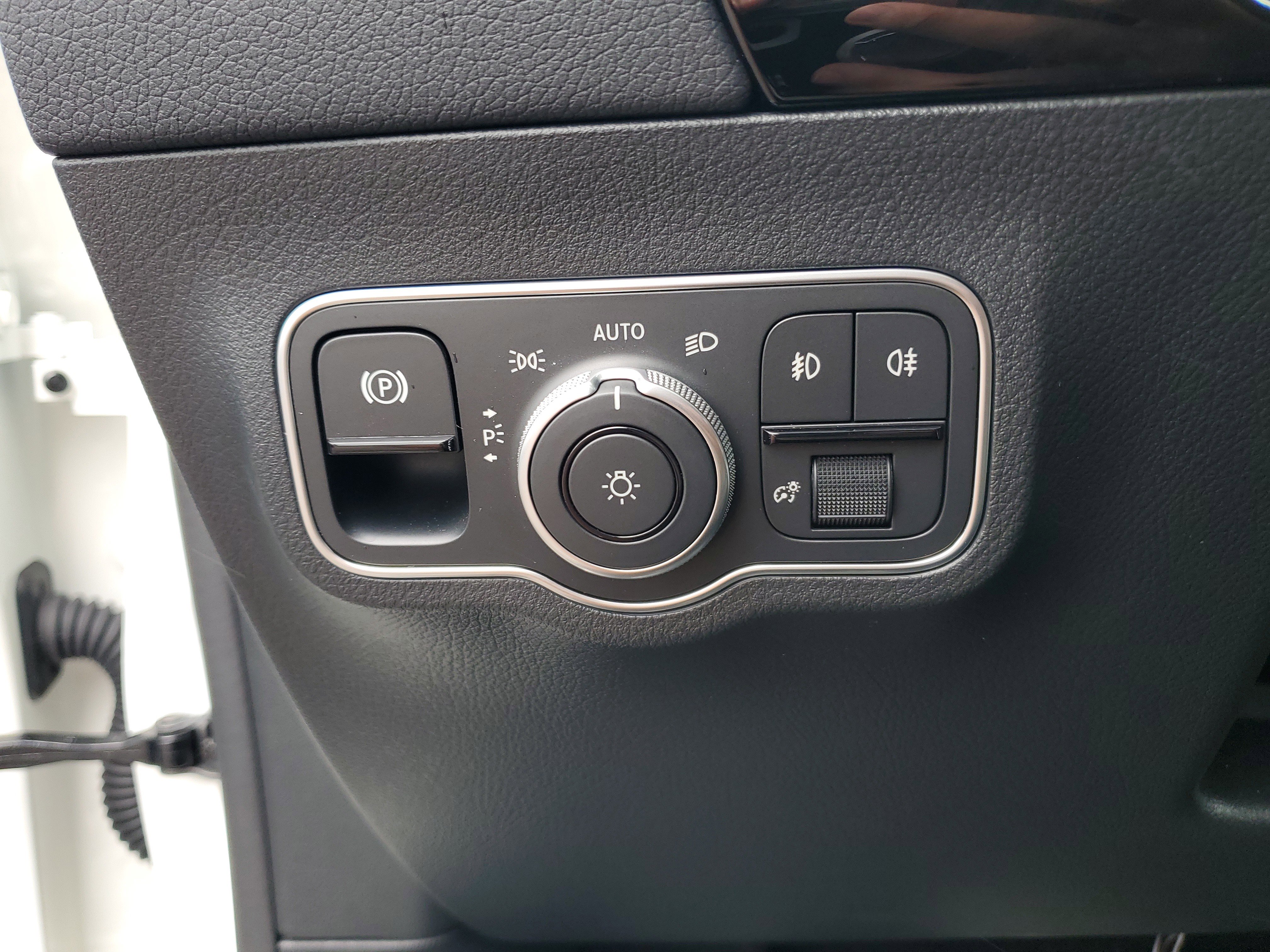 Used 2025 Mercedes-Benz GLA 250 GLA 250 image 34