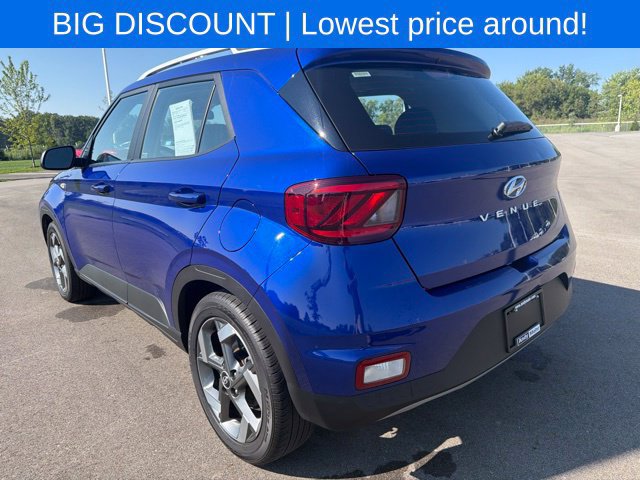 Used 2025 Hyundai Venue SEL FWD image 13
