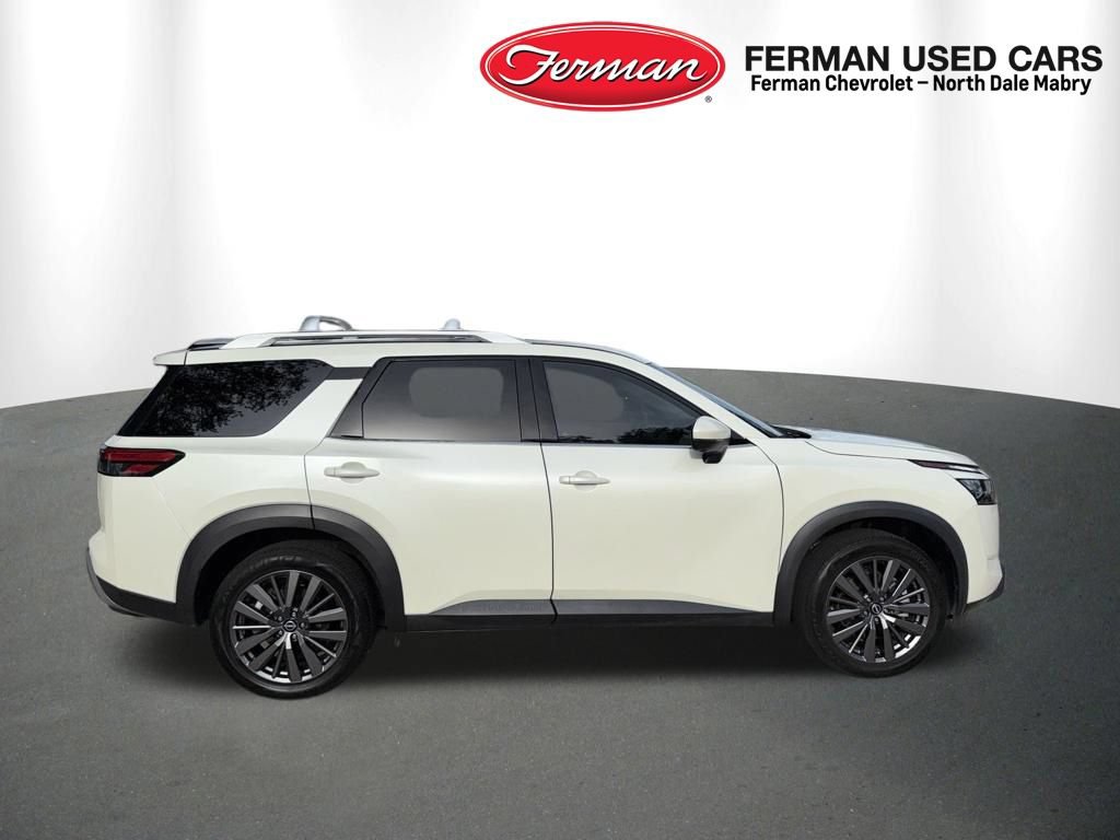 Used 2023 Nissan Pathfinder SL w/ SL Premium Package FWD image 9