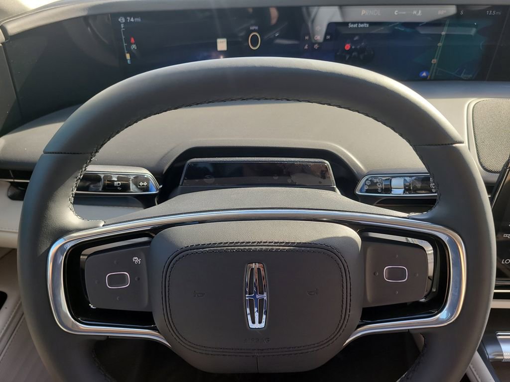 New 2026 Lincoln Nautilus Premier image 28