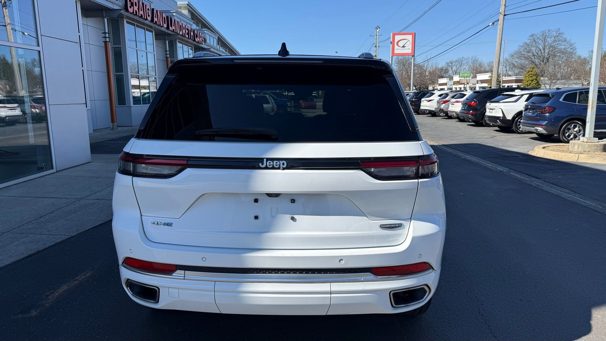 Used 2022 Jeep Grand Cherokee Summit image 3