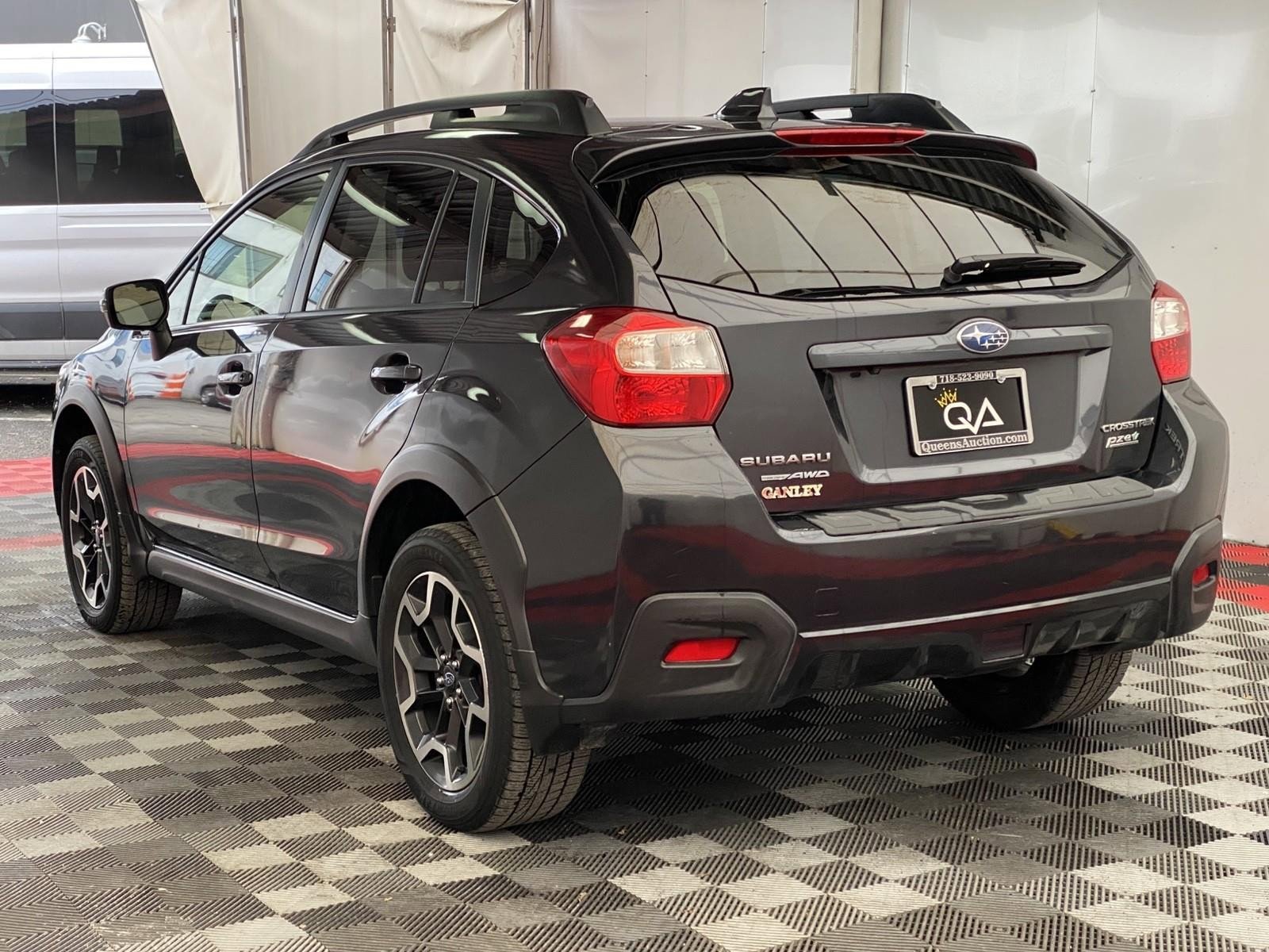 Used 2016 Subaru Crosstrek 2.0i Limited image 4