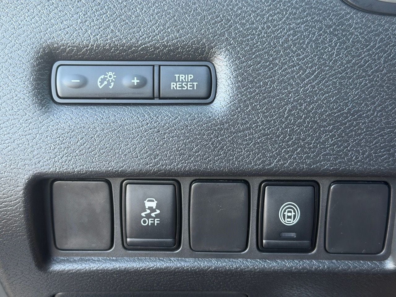 Certified 2024 Nissan Murano SV FWD image 20