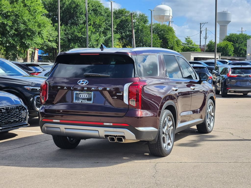 Used 2024 Hyundai Palisade Limited AWD/4WD image 11