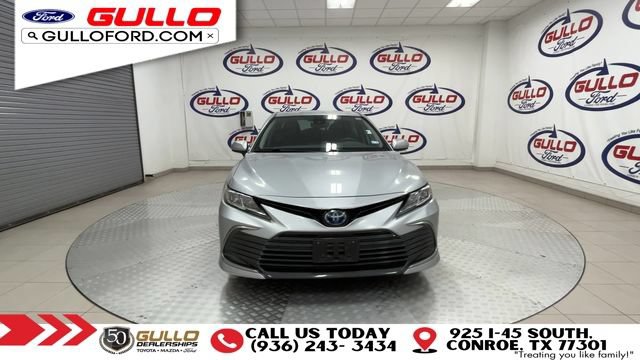 Used 2022 Toyota Camry LE FWD image 3