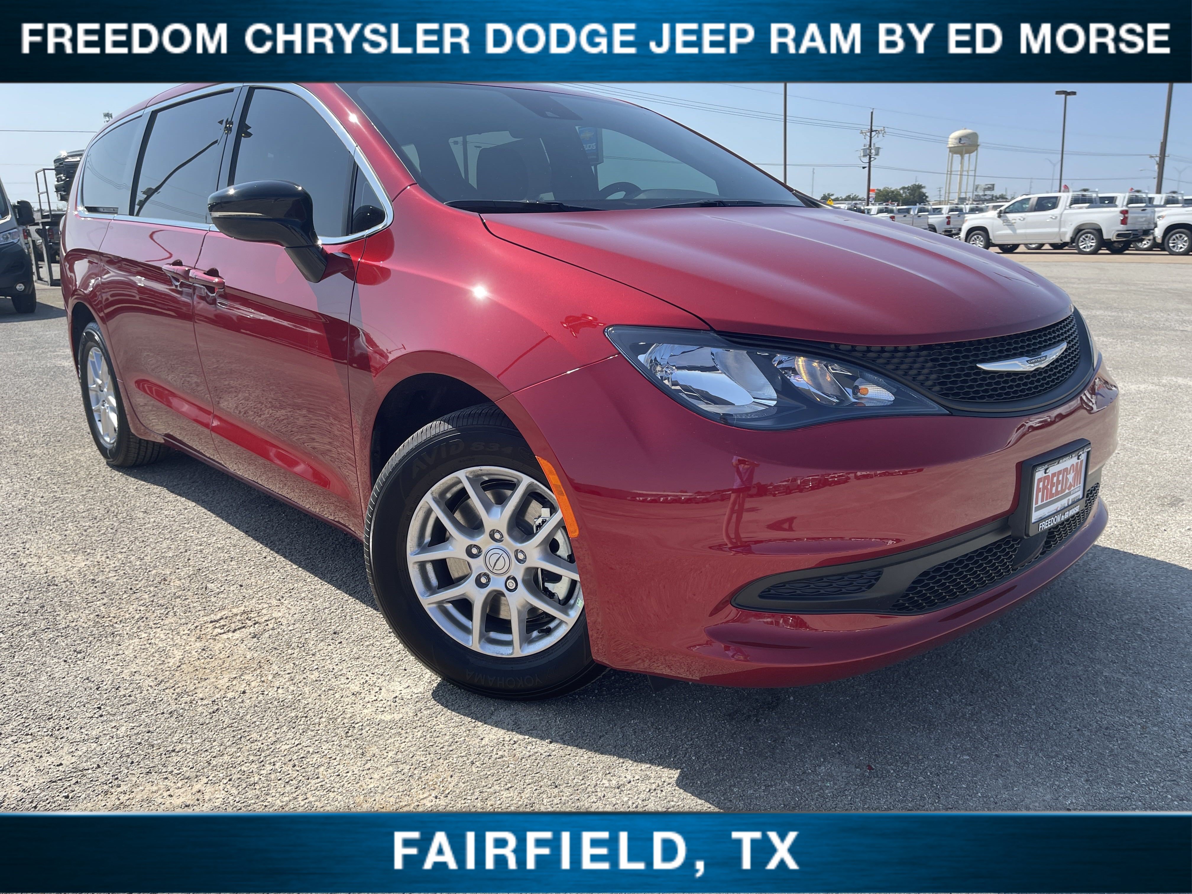 New 2026 Chrysler Voyager LX FWD video 1