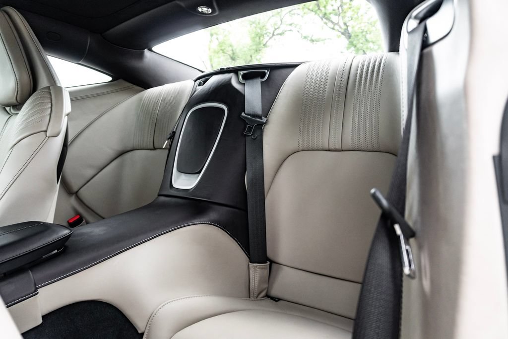 Used 2023 Aston Martin DB11 Coupe RWD image 26