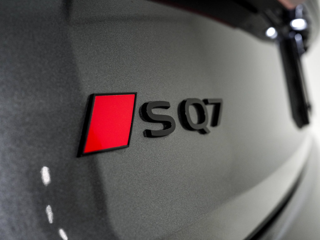 New 2026 Audi SQ7 Prestige AWD/4WD image 43