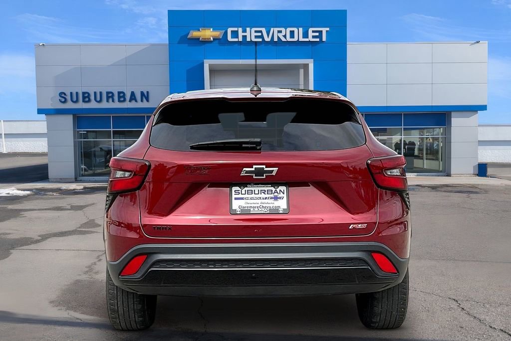 Used 2024 Chevrolet Trax RS FWD image 4