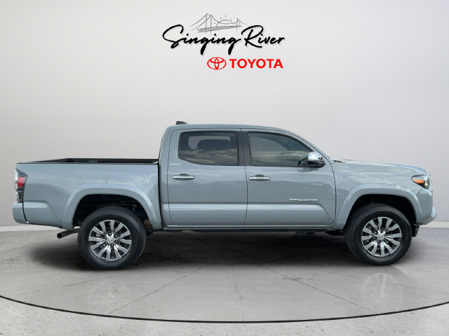 Used 2020 Toyota Tacoma Limited AWD/4WD image 8