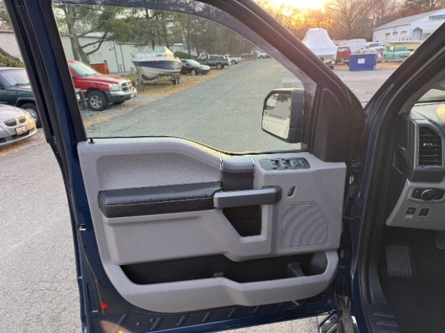 Used 2018 Ford F150 XLT w/ Equipment Group 302A Luxury image 18