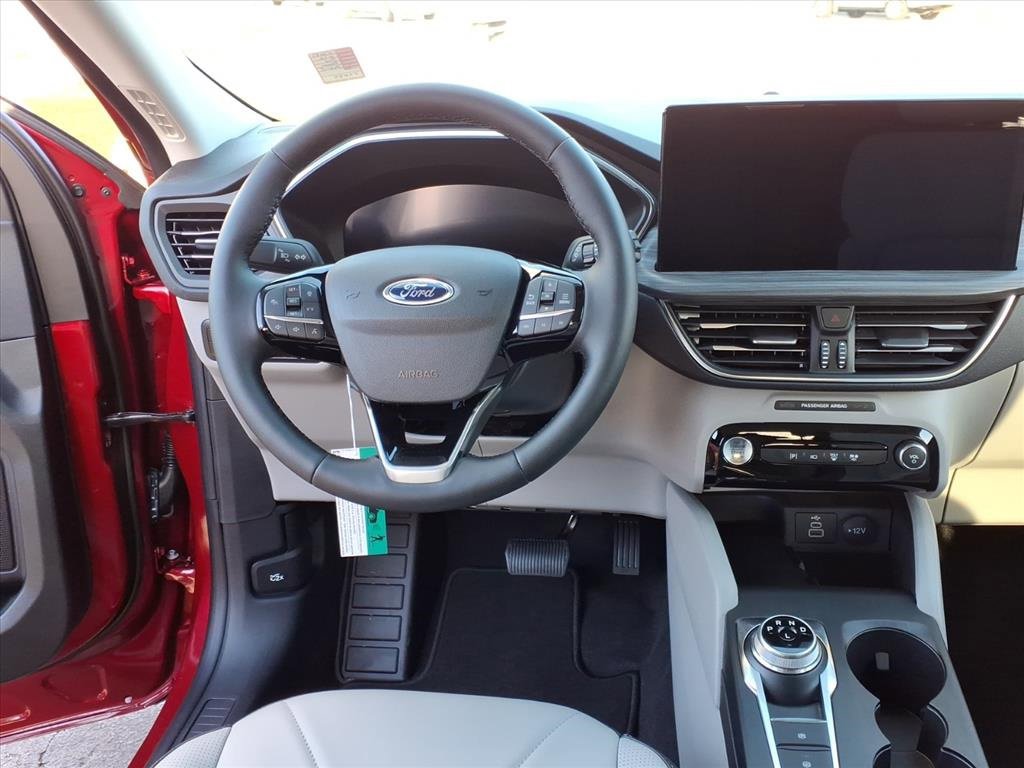 New 2026 Ford Escape SE image 10
