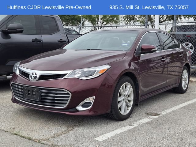 Used 2015 Toyota Avalon XLE image 3