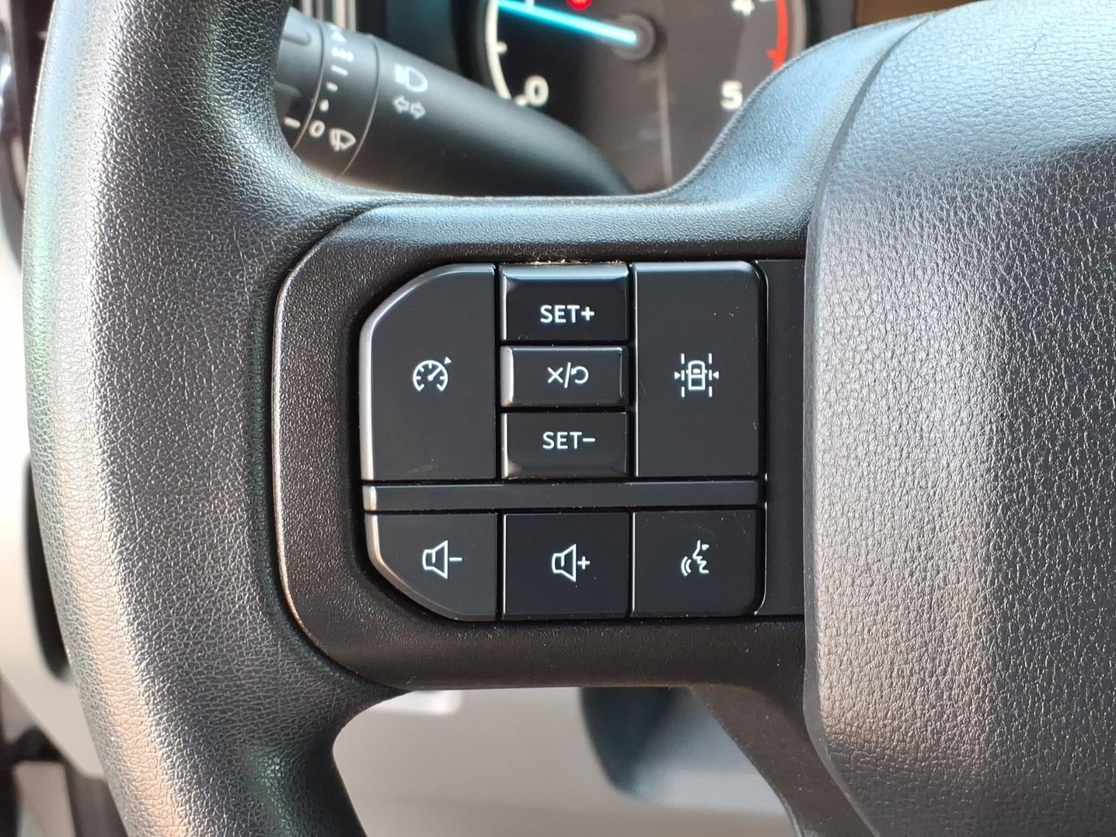 Used 2023 Ford F550 4x4 Regular Cab Super Duty image 22