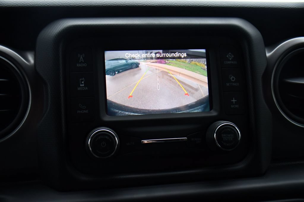 Used 2021 Jeep Wrangler Sport AWD/4WD image 27