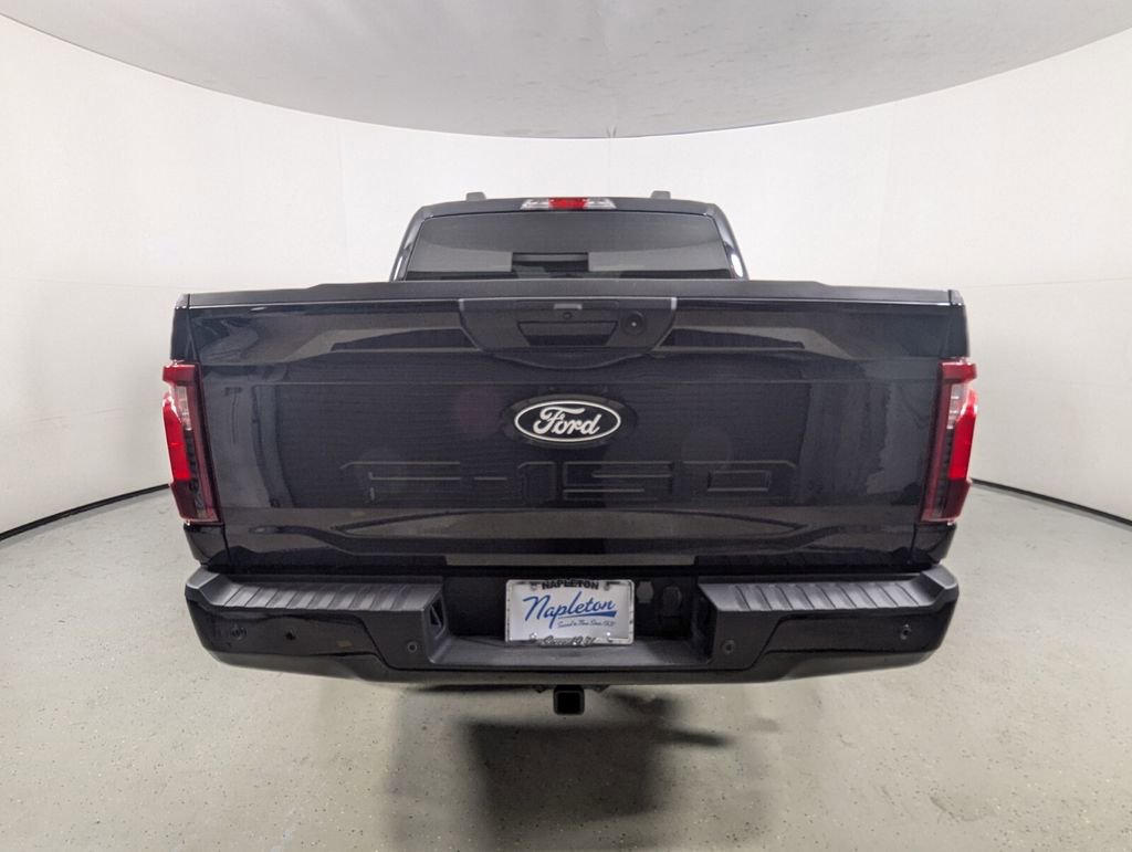 Used 2024 Ford F150 XLT w/ XLT Black Appearance Package image 7