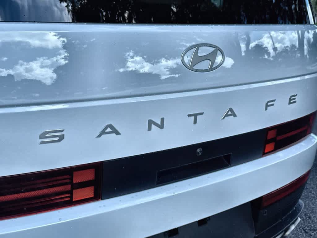 Used 2026 Hyundai Santa Fe SE FWD image 10
