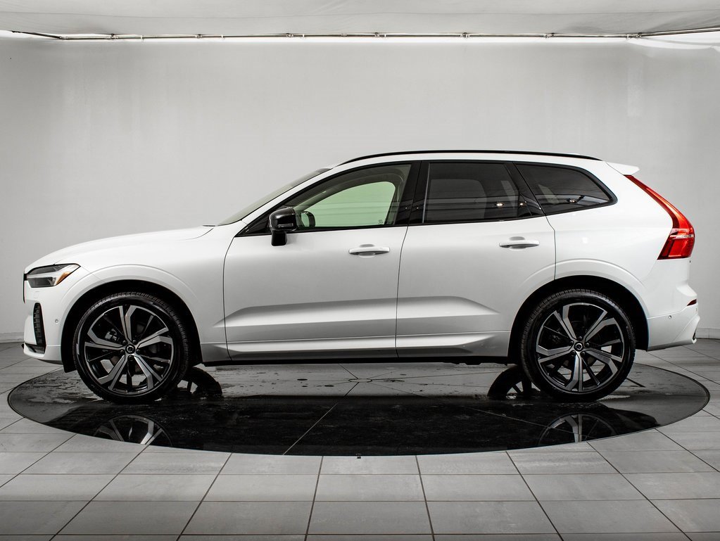 Used 2025 Volvo XC60 B5 Ultra w/ Protection Package Premier image 5