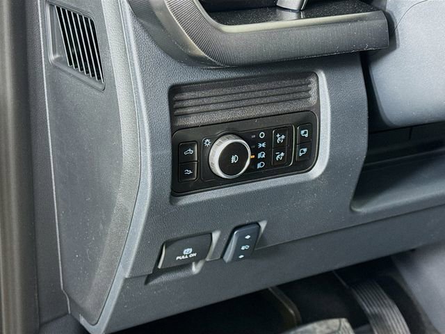 New 2026 Ford F450 Platinum w/ FX4 Off-Road Package image 10