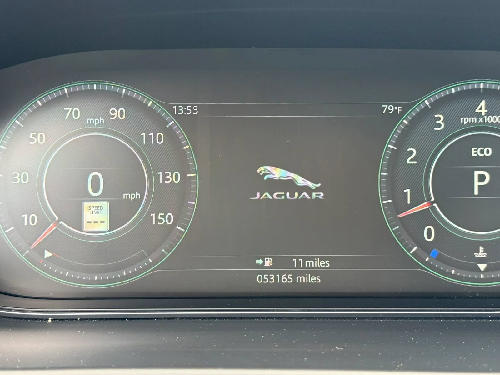 Used 2018 Jaguar E-PACE R-Dynamic HSE AWD/4WD image 14