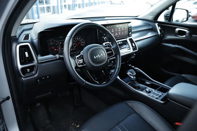 Used 2022 Kia Sorento S image 18