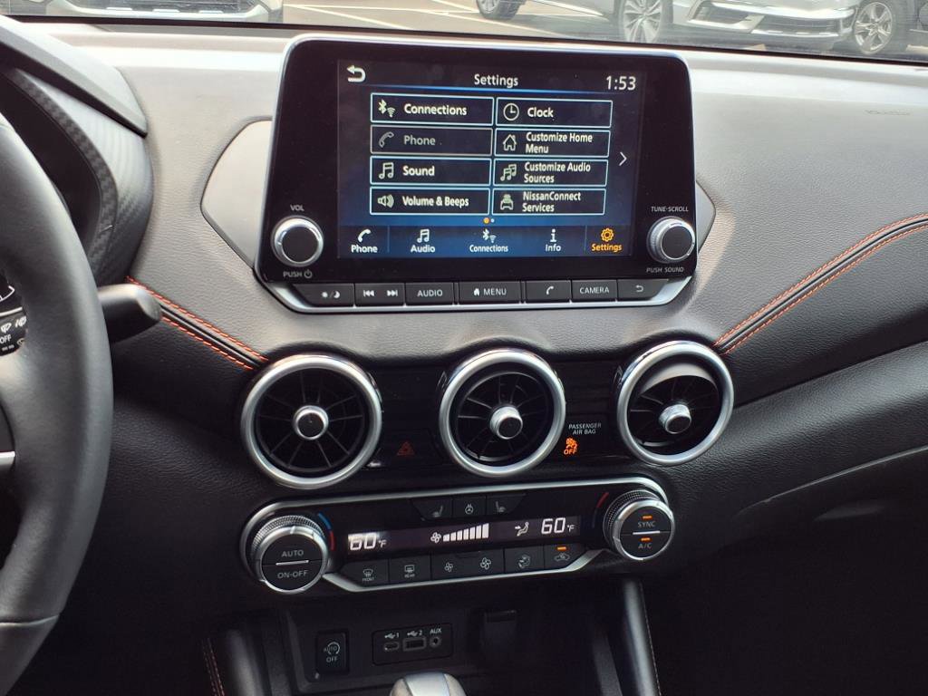 Used 2024 Nissan Sentra SR w/ SR Premium Package image 15