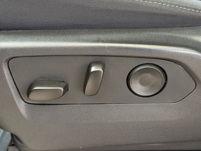 Used 2025 Chevrolet Silverado 1500 LT w/ Safety Package image 26