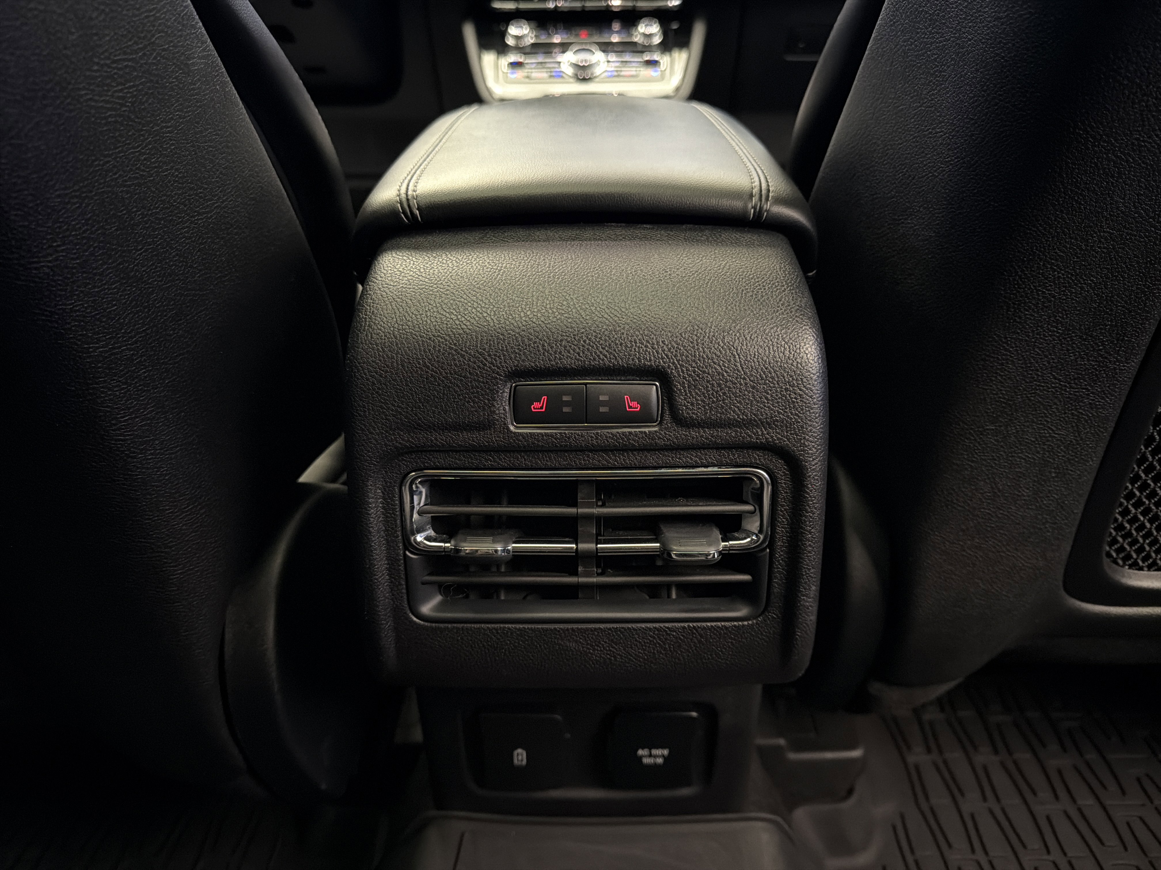 Used 2020 Lincoln Corsair Reserve w/ Equipment Group 201A image 28