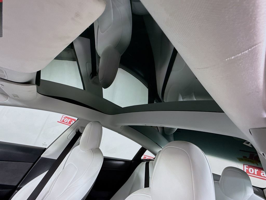 Used 2021 Tesla Model 3 Standard Range Plus image 11