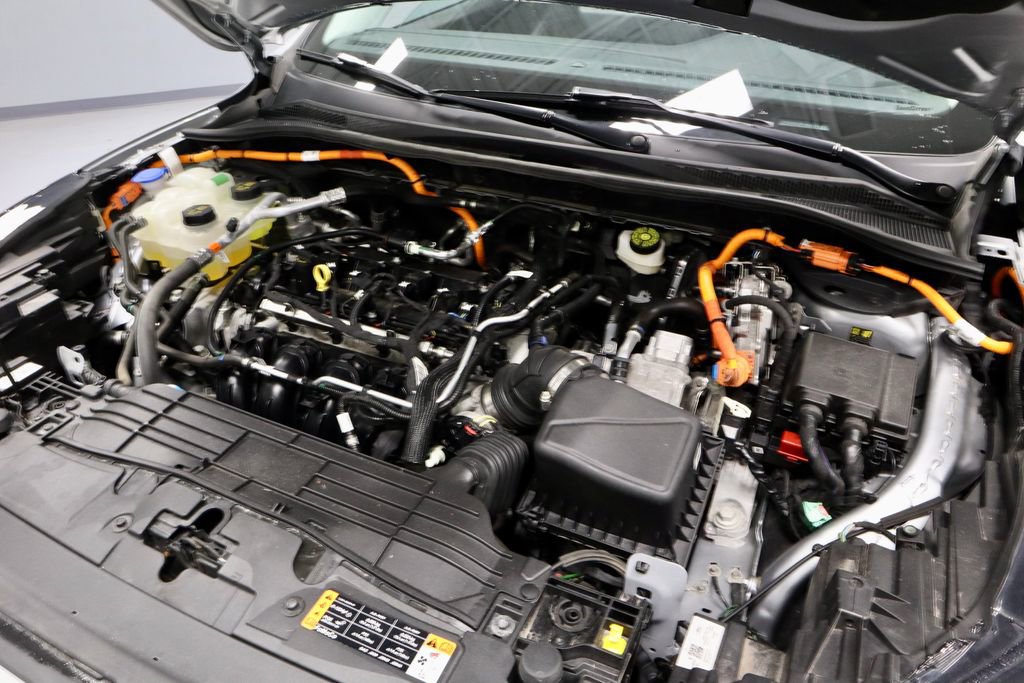 Certified 2023 Ford Escape SE w/ Class II Trailer Tow Package image 17