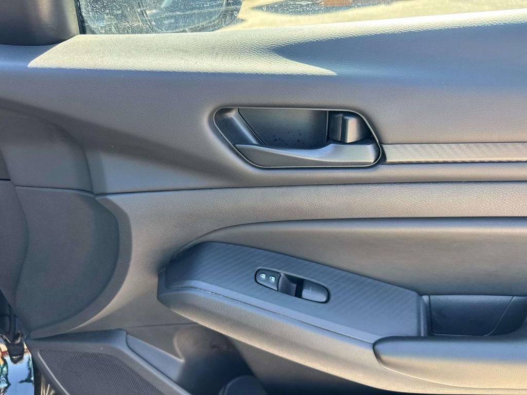 Used 2023 Nissan Altima 2.5 S image 19