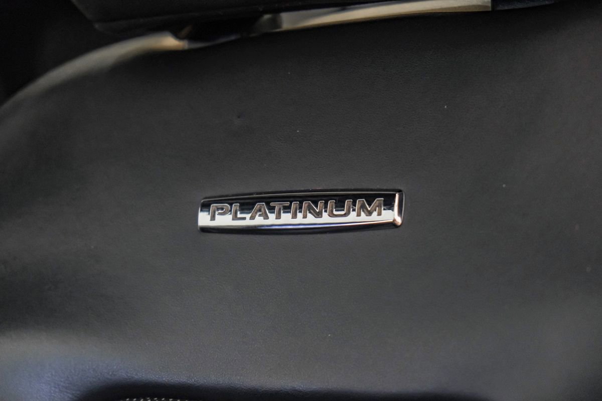 Used 2019 Ford F250 Platinum w/ Platinum Ultimate Package image 34