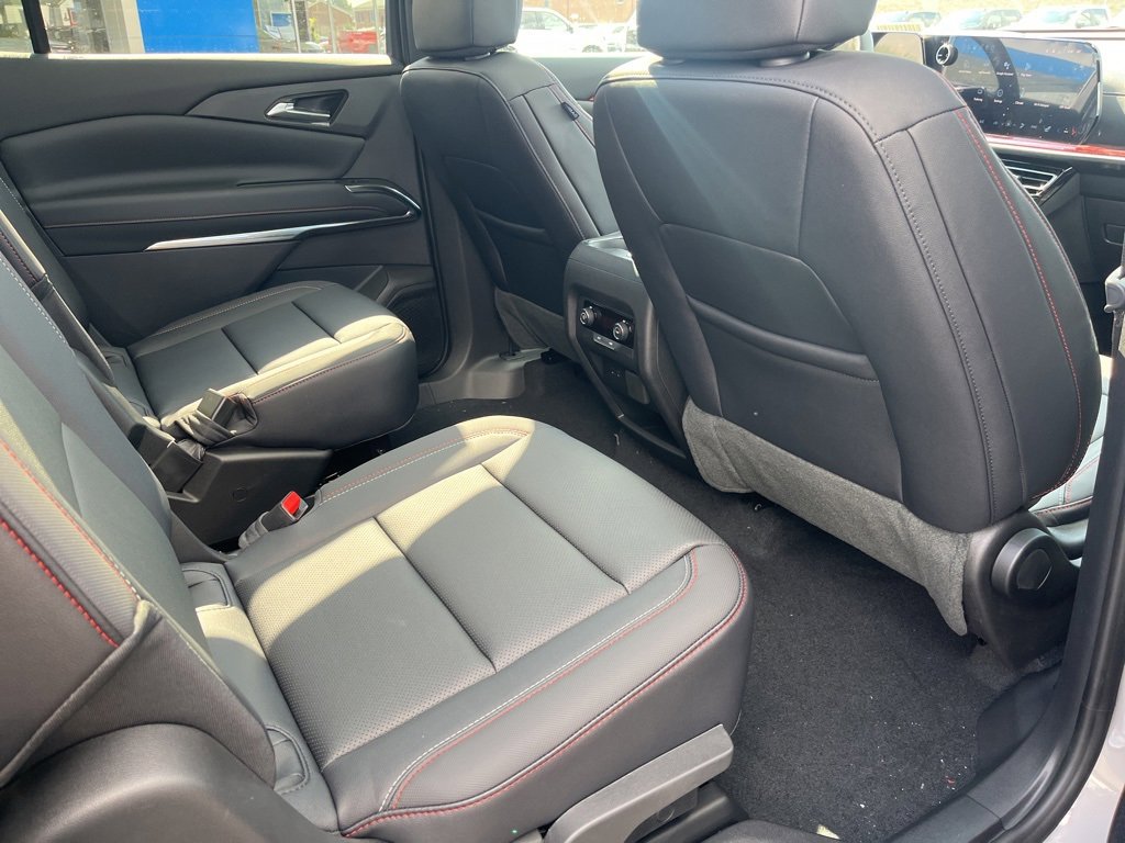 New 2026 Chevrolet Traverse Z71 w/ Driver Confidence Package image 28