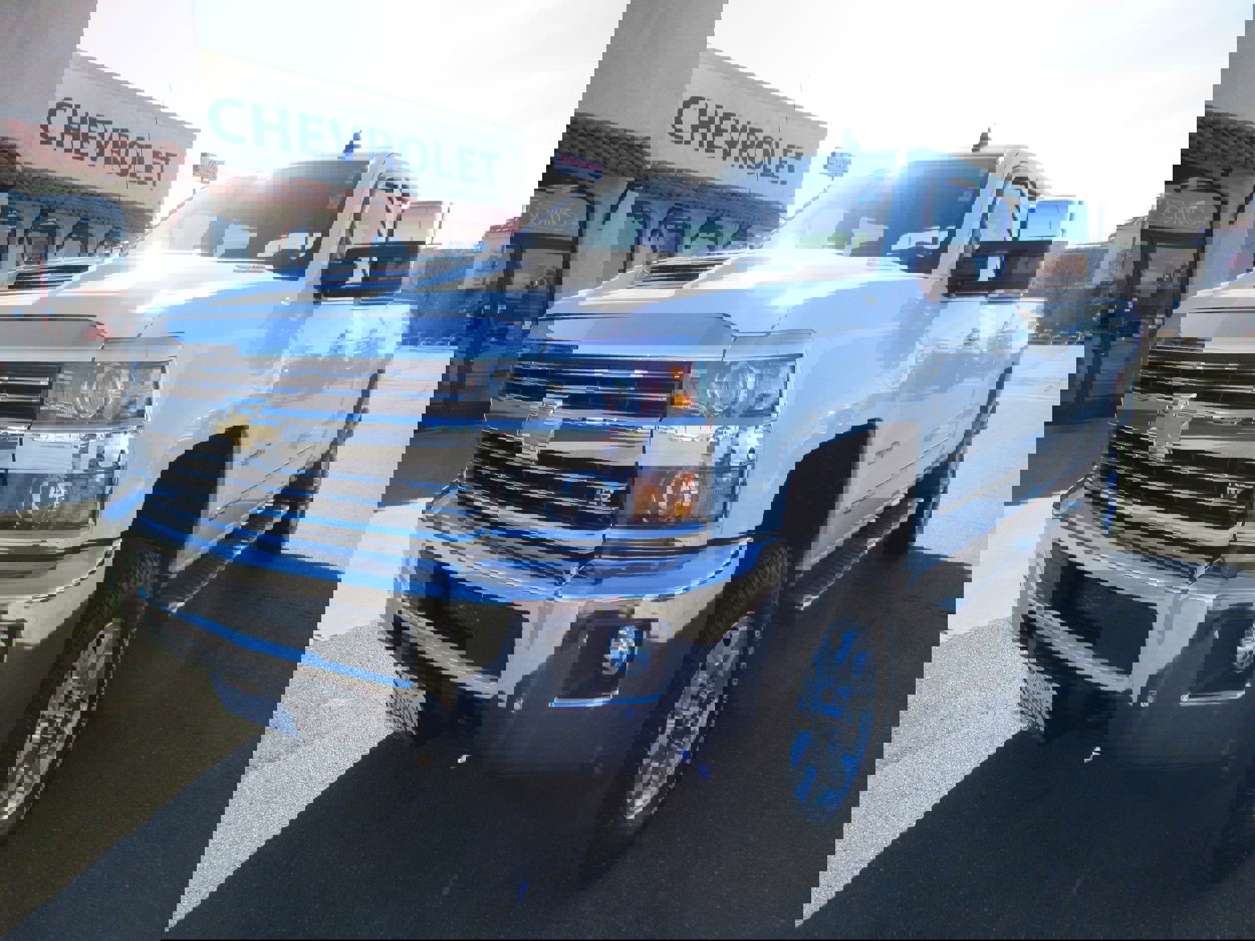 Used 2018 Chevrolet Silverado 2500 LTZ w/ Duramax Plus Package image 3