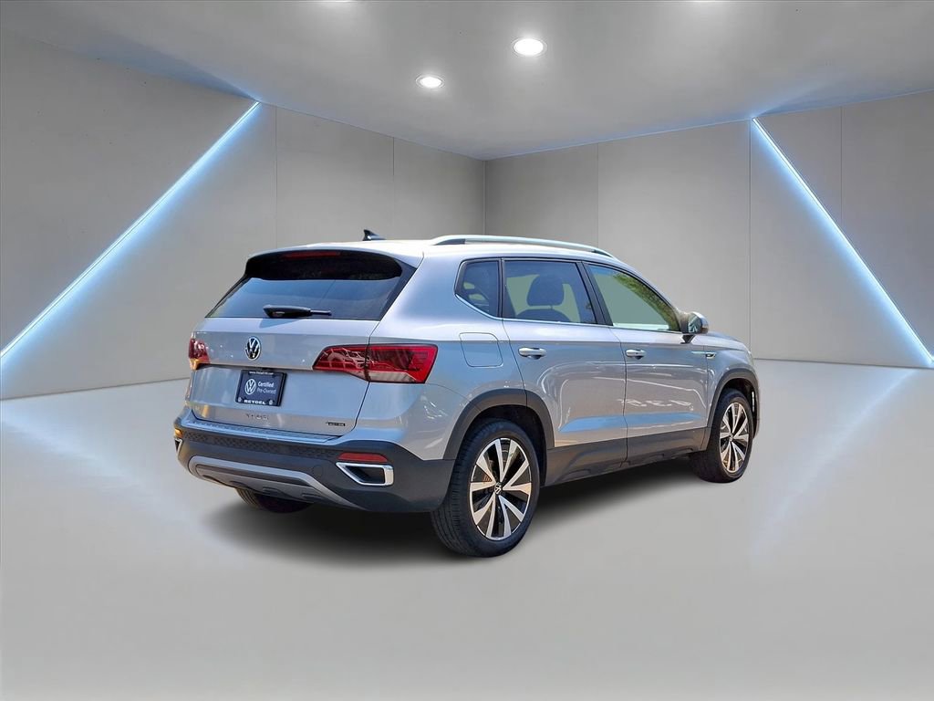 Certified 2023 Volkswagen Taos SE w/ Panoramic Sunroof Package AWD/4WD image 5