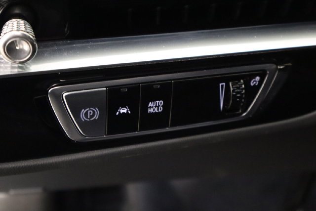 Used 2024 Cadillac Lyriq Tech AWD/4WD image 21