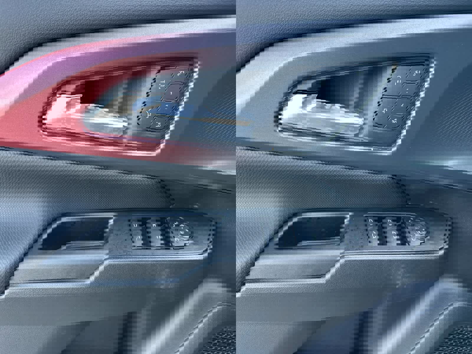 New 2026 Chevrolet Equinox EV RS image 10