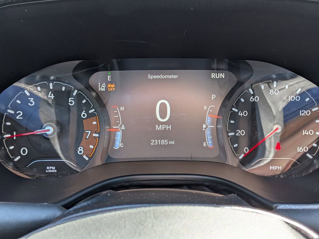 Used 2023 Jeep Compass Latitude w/ Sun and Sound Group AWD/4WD image 16