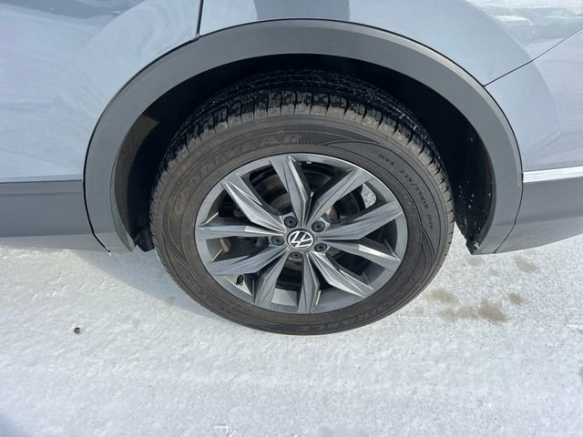 Used 2023 Volkswagen Tiguan SE image 47