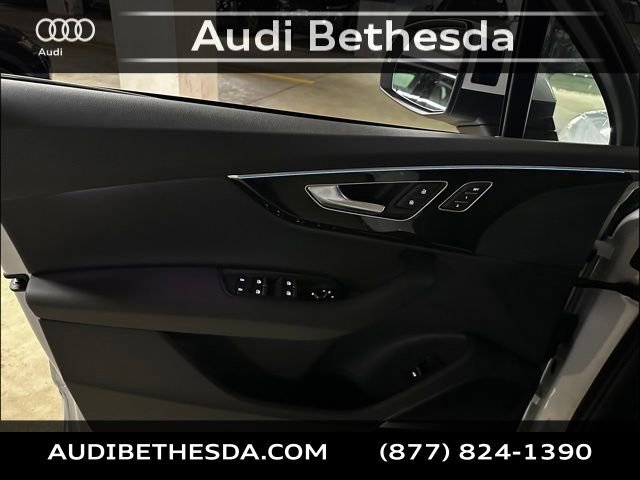 New 2026 Audi Q7 2.0T Premium image 13