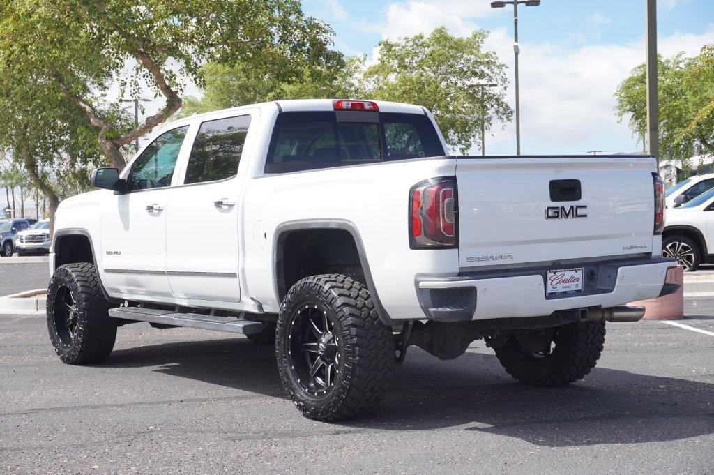 Used 2017 GMC Sierra 1500 Denali RWD image 4