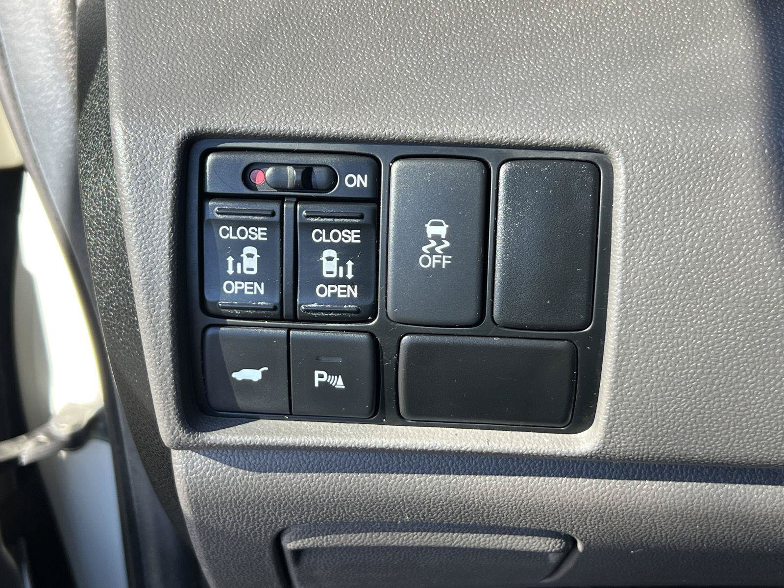 Used 2013 Honda Odyssey Touring image 30