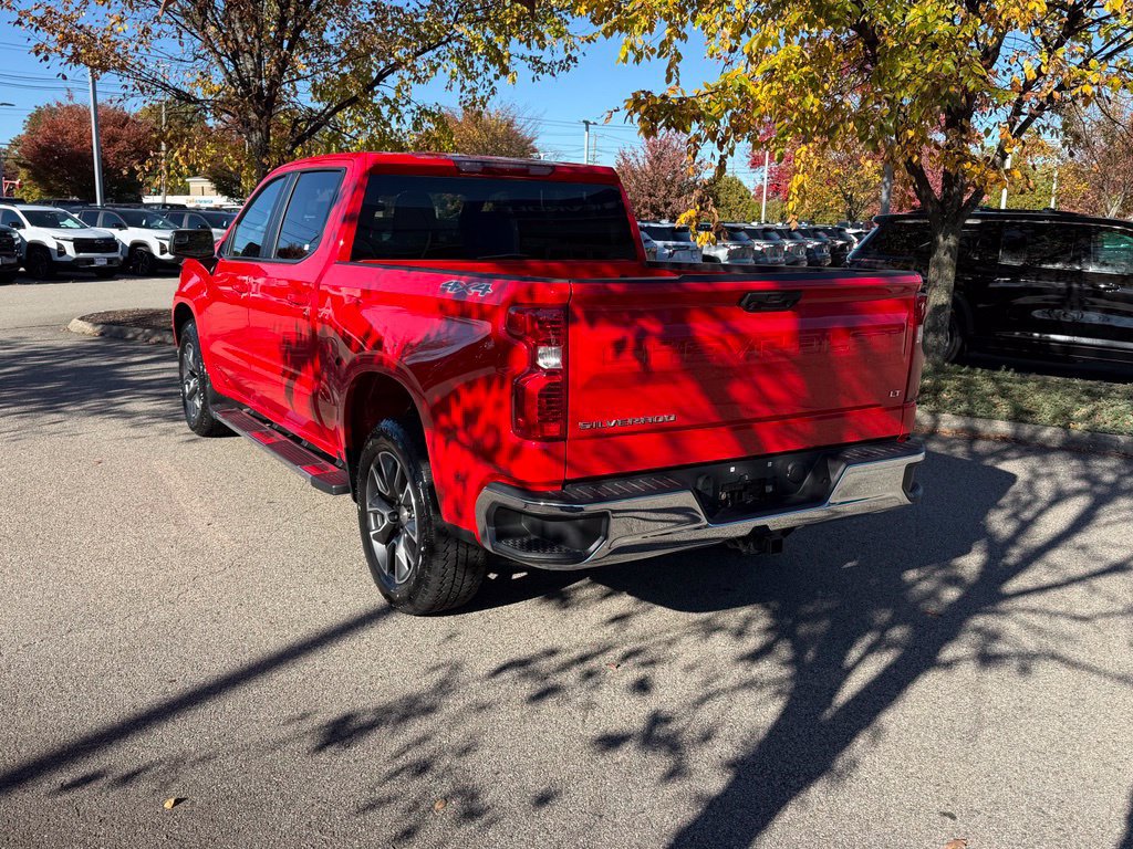 Used 2023 Chevrolet Silverado 1500 LT AWD/4WD image 3